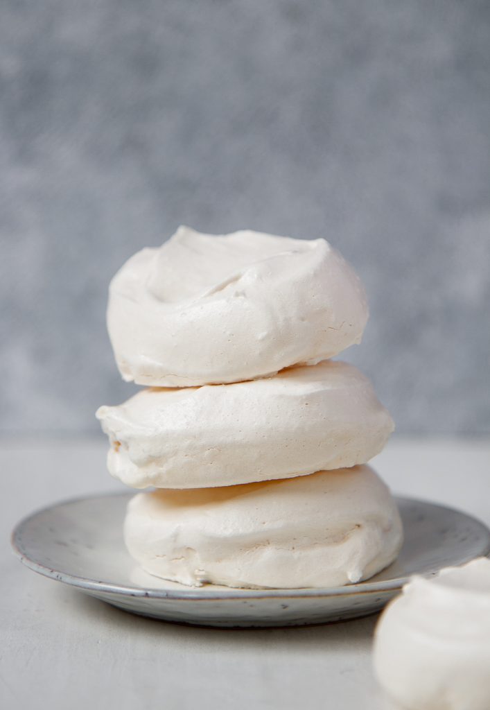 Voici comment on fait de la meringue française